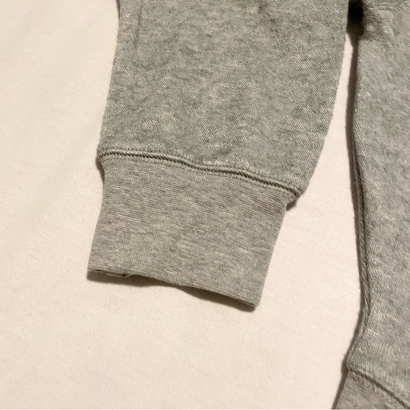Dynamite Grey Crewneck Sweatshirt Women’s Size Large - Picture 6 of 16